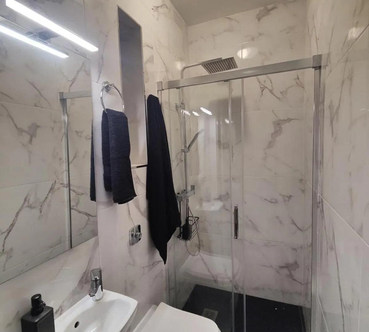 Stunning Central Sliema Apartment With Garden