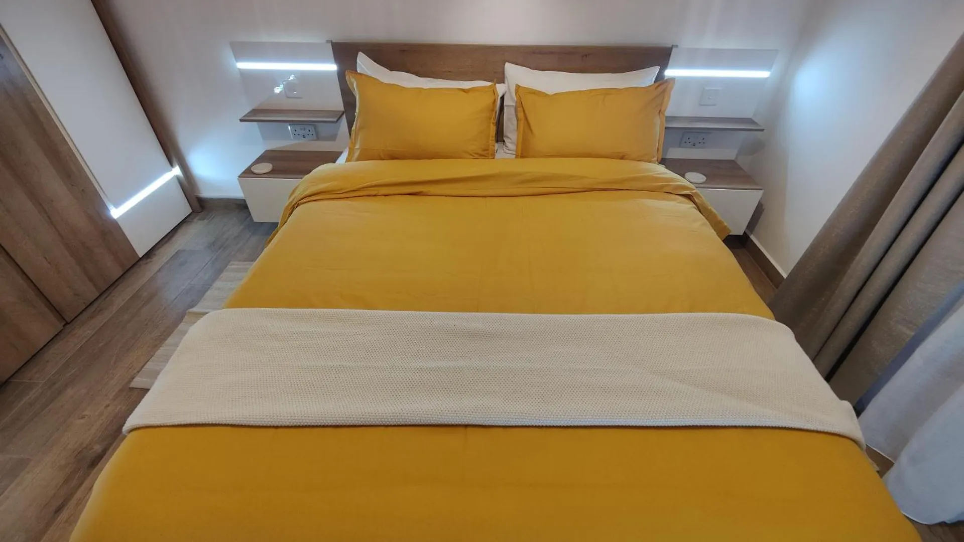 Stunning Central Sliema Apartment With Garden
